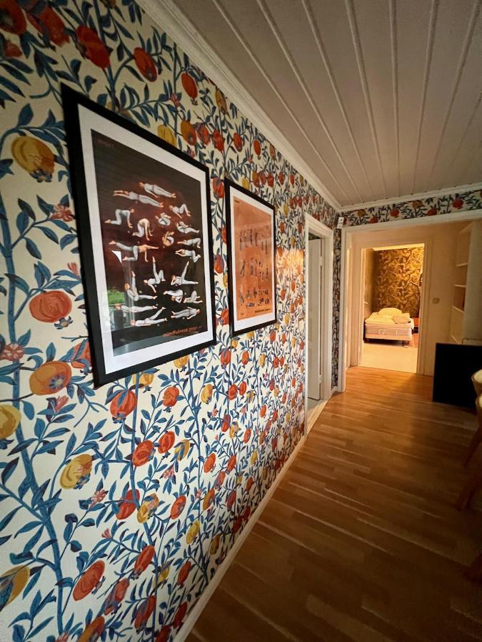 Villa Idylliskt Hus Med Sjoeutsikt. Östhammar Exterior foto